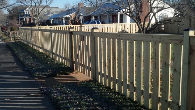 FXBG Fences 4' Cap & Frame Board