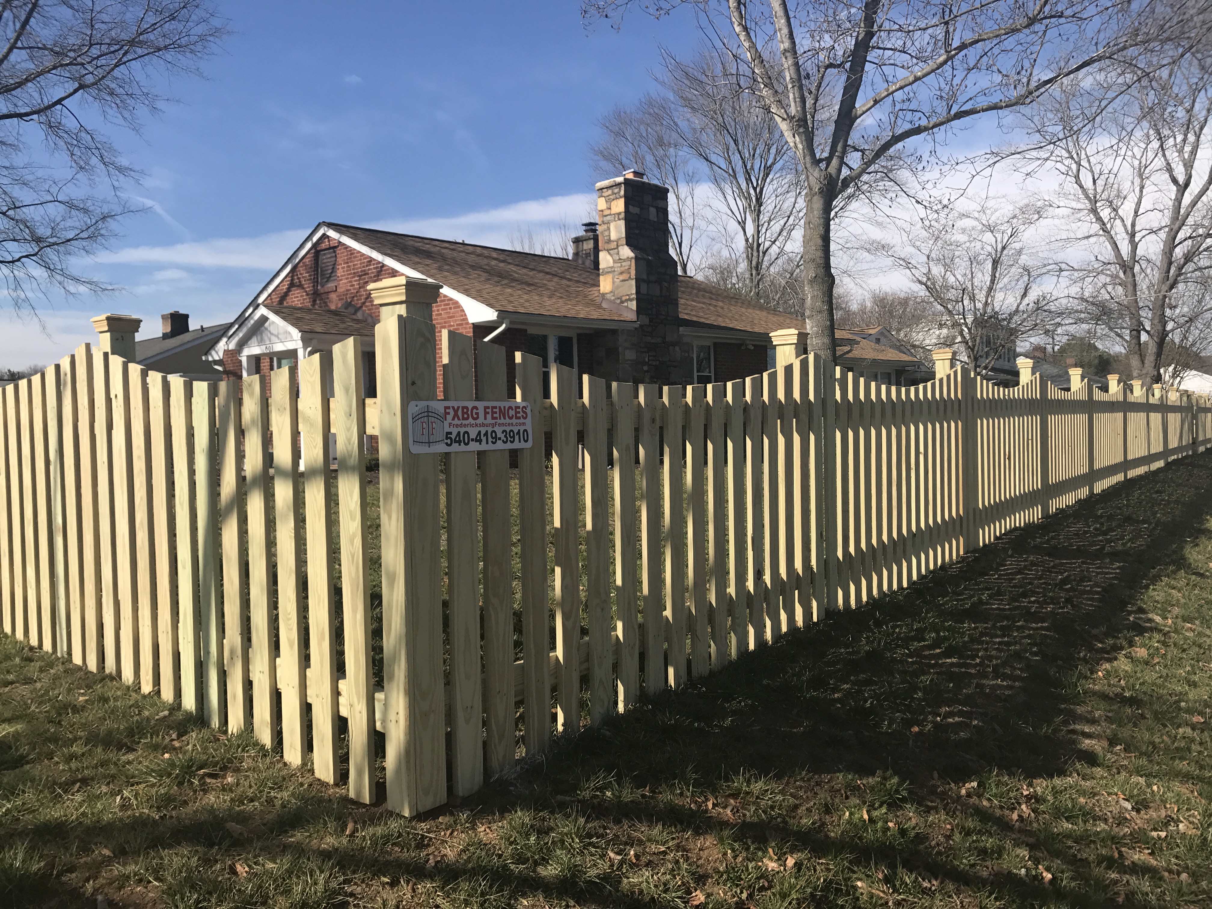 FXBG Fences 4' Dip Down w/ Gothic Post